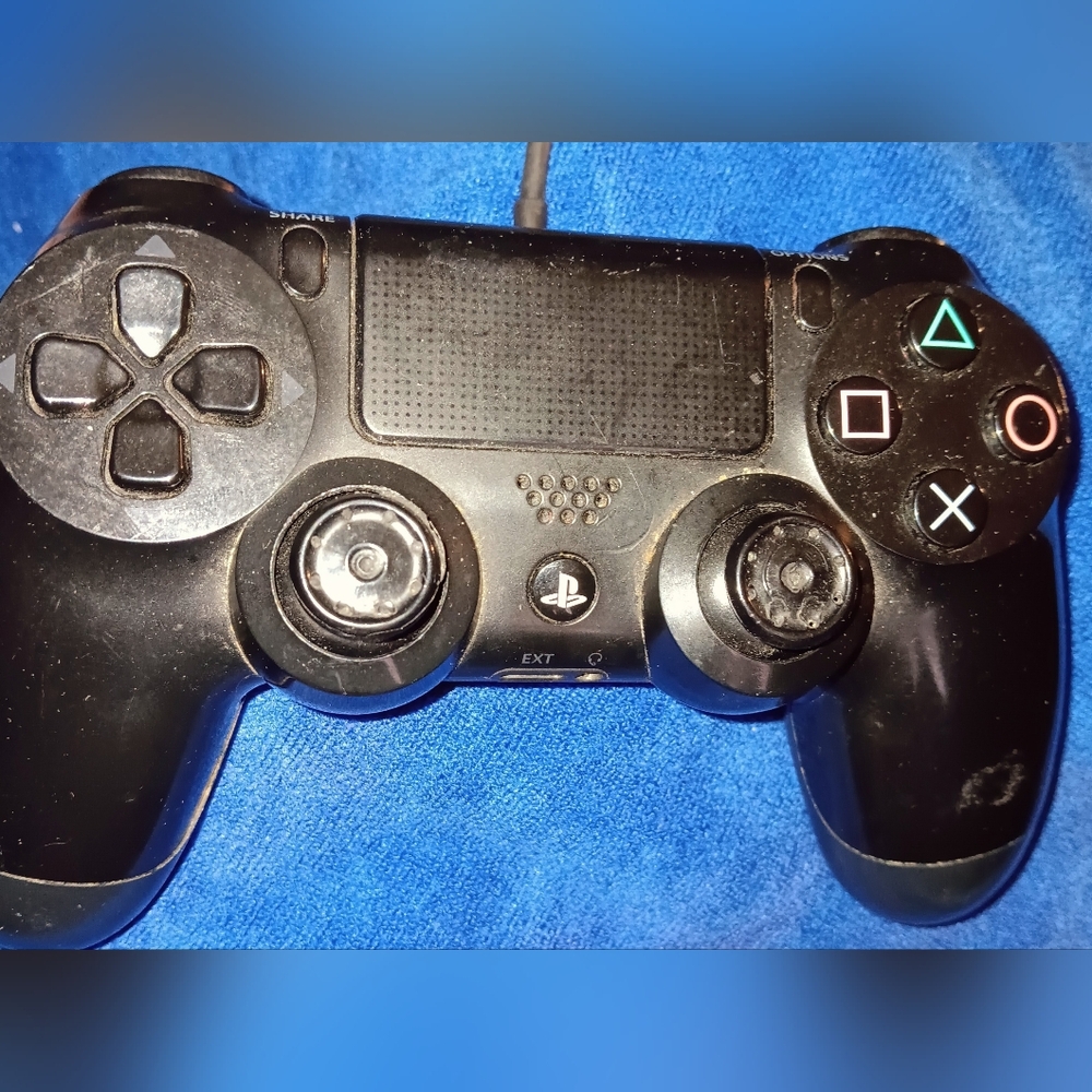 Playstation 4 Wireless Dualshock Controller~Black